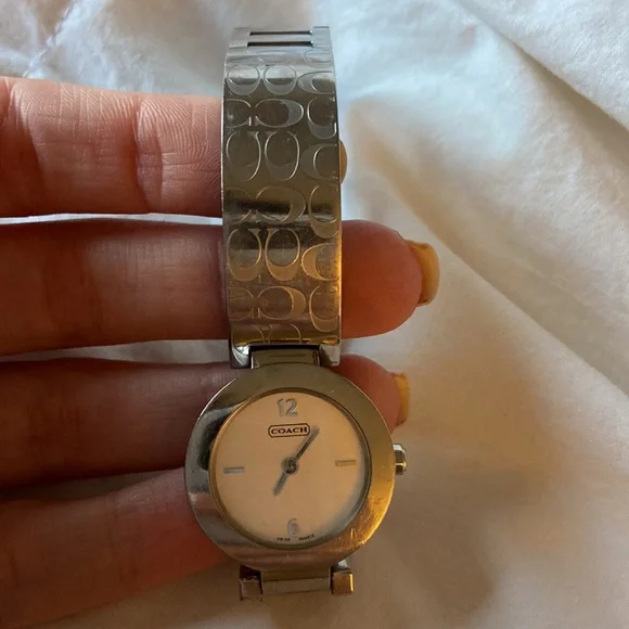 Vintage Coach Watch - Picture 2 of 12